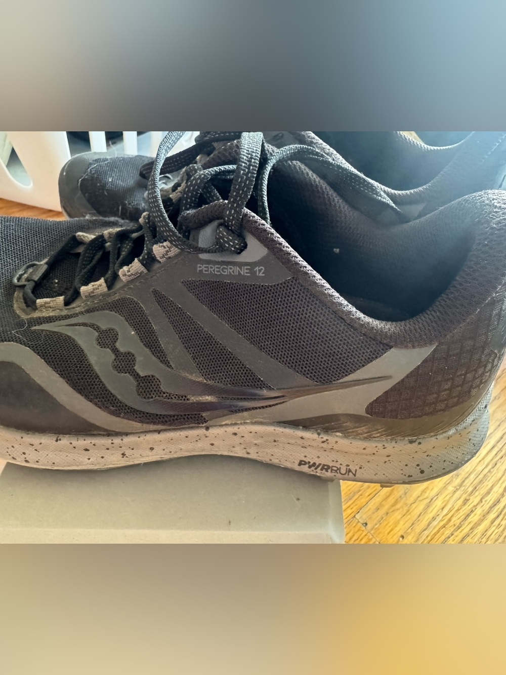 [FIXER UPPERS] Saucony Peregrine 12 Trail Runners